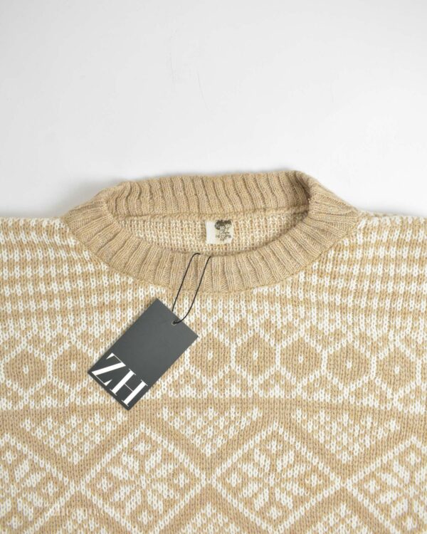 بافت وینتیج کرم رنگ طرح دار