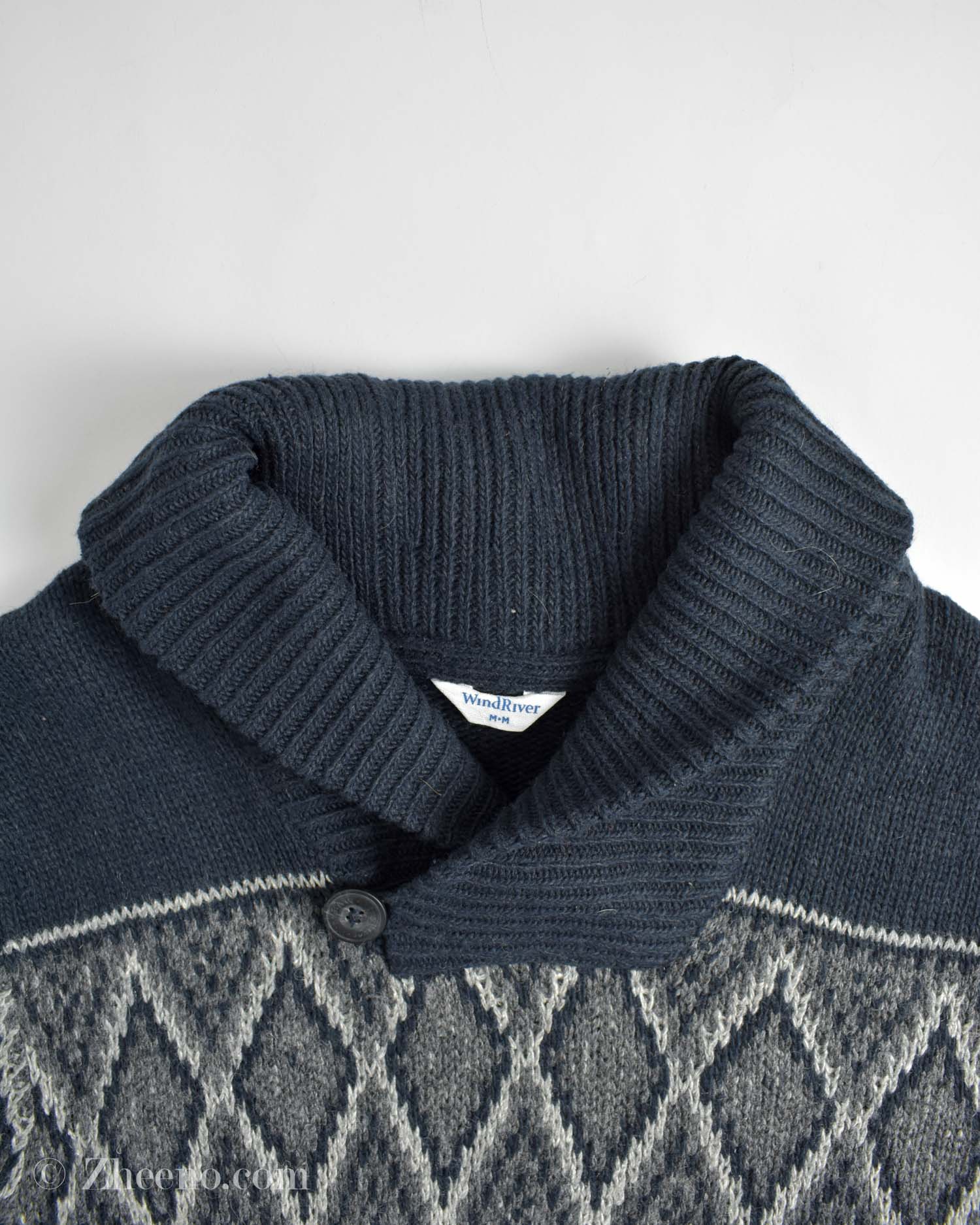 17697540764999887 بافت وینتیج یقه دار تک دکمه Wind River