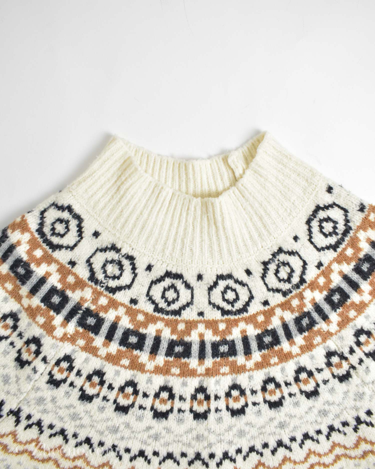 17697540837341839 بافت وینتیج یقه دار شیری cupcakes and cashmere