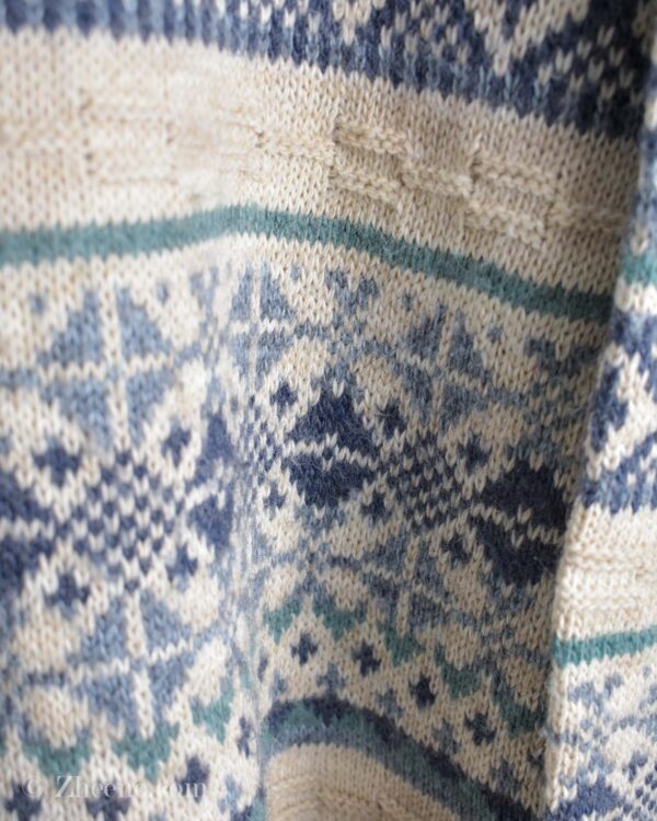 بافت وینتیج کرم طرح دار