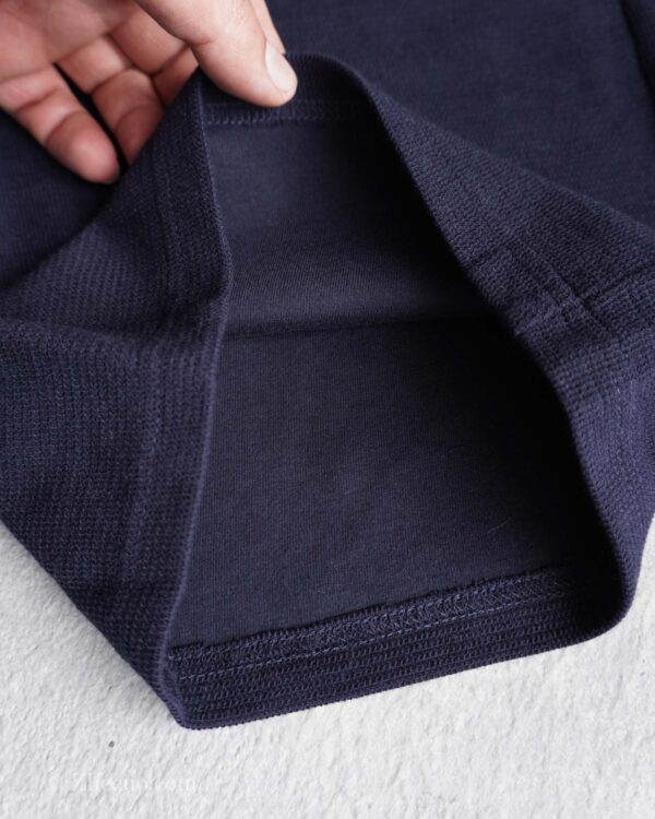 شلوارک سرمه ای تیره بند سفید ساده Livergy