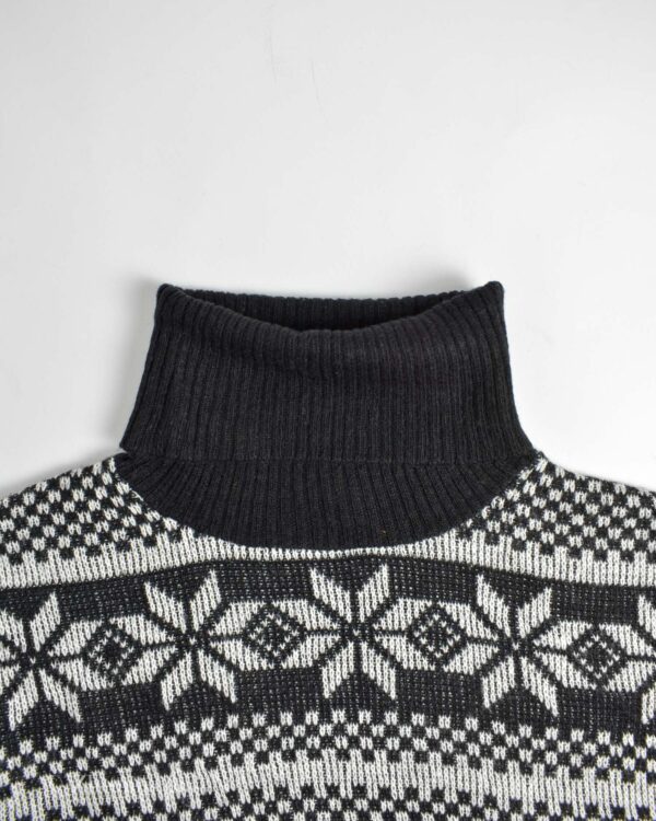 بافت وینتیج یقه اسکی سیاه سفید