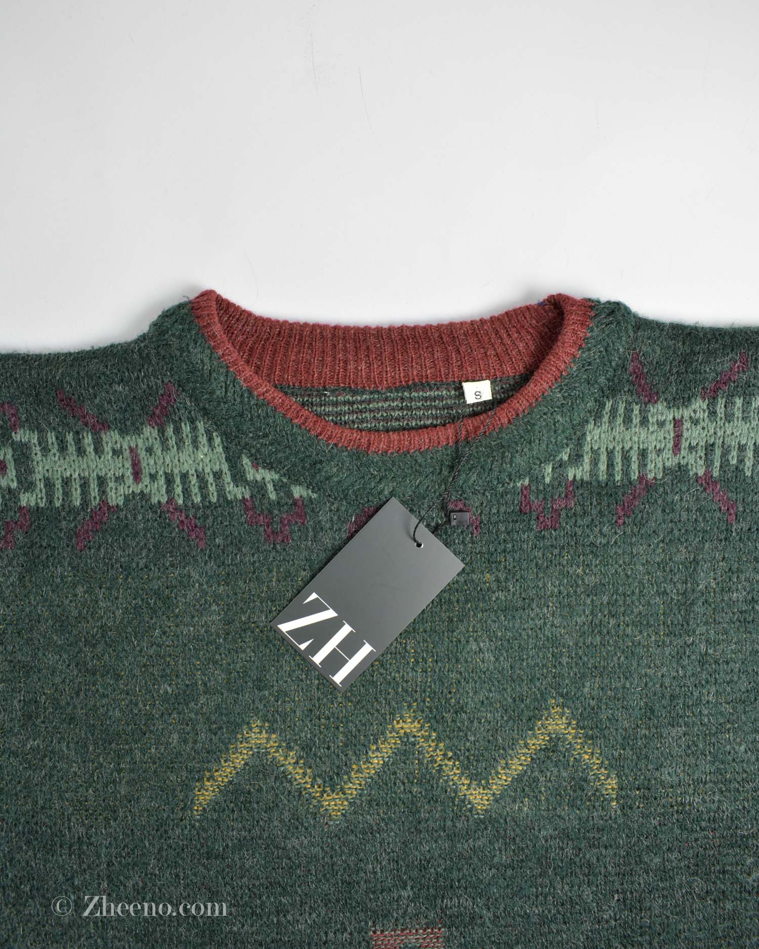 17711678579748439 بافت وینتیج سبز طرح دار