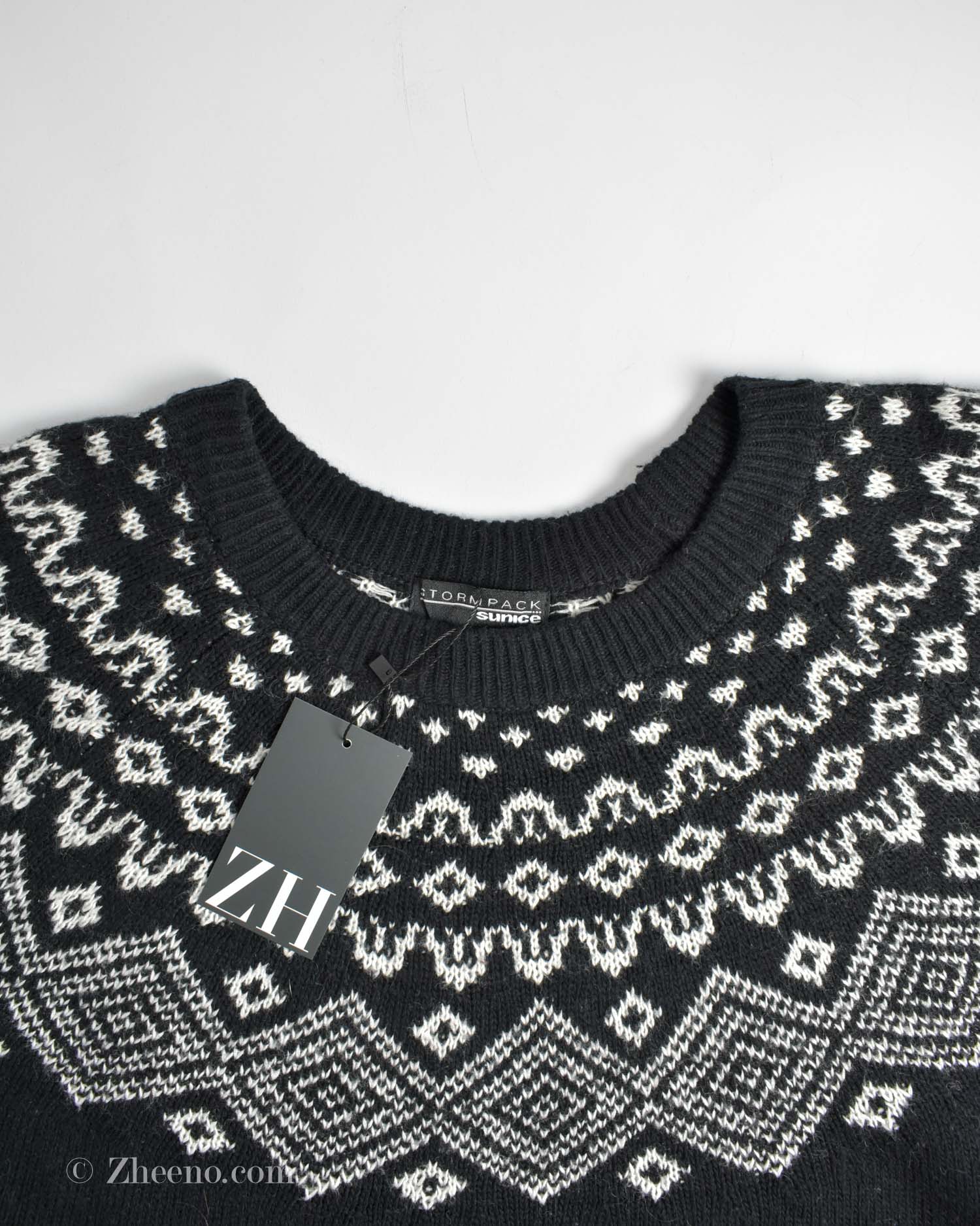 17711678921409314 بافت وینتیج مشکی Stormpack