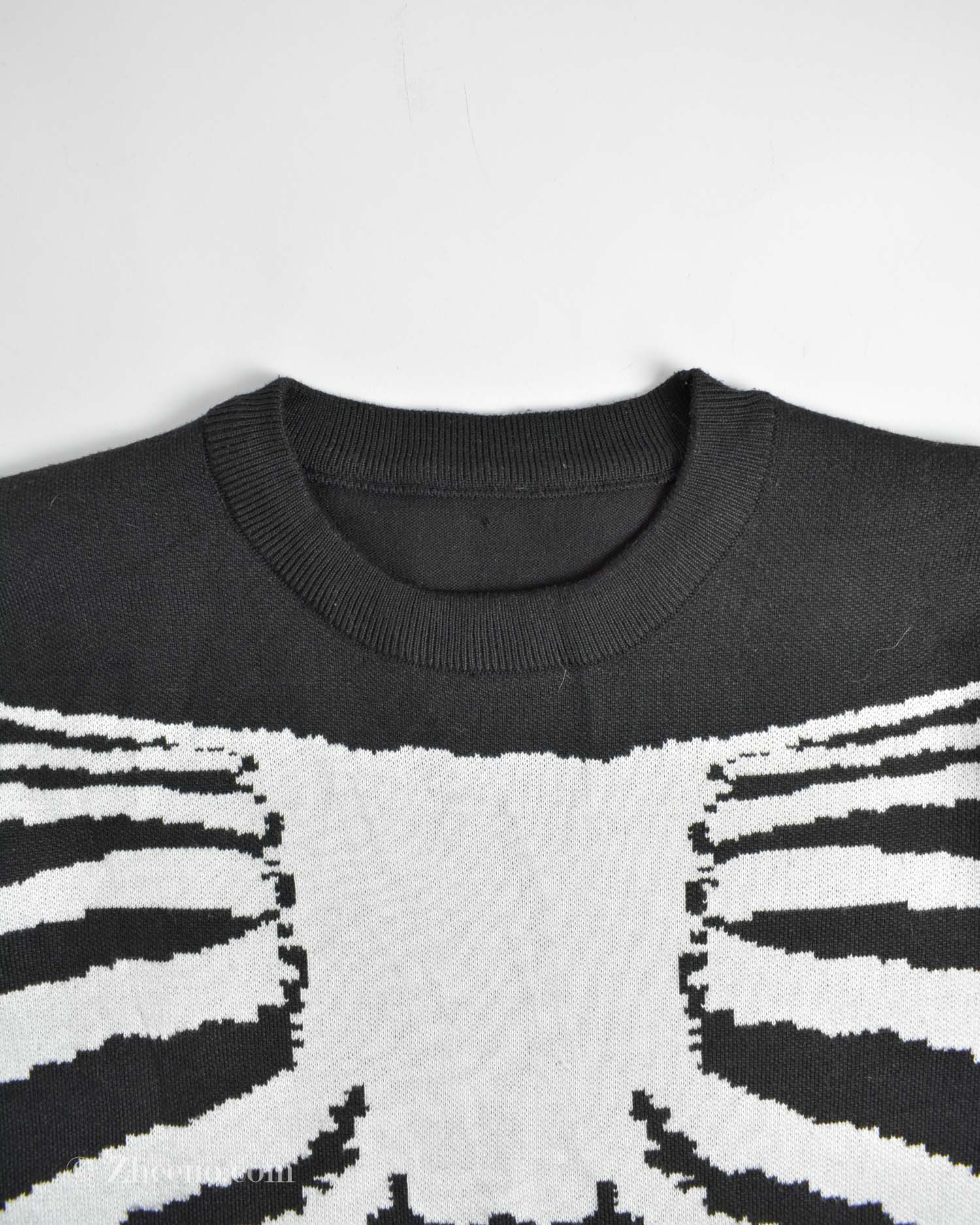 بافت وینتیج سیاه سفید Shein