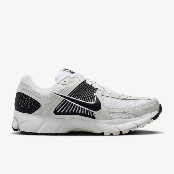 کتونی لایف‌استایل نایکی Nike Vomero 5 – کد FB9149‑101 - Image 4