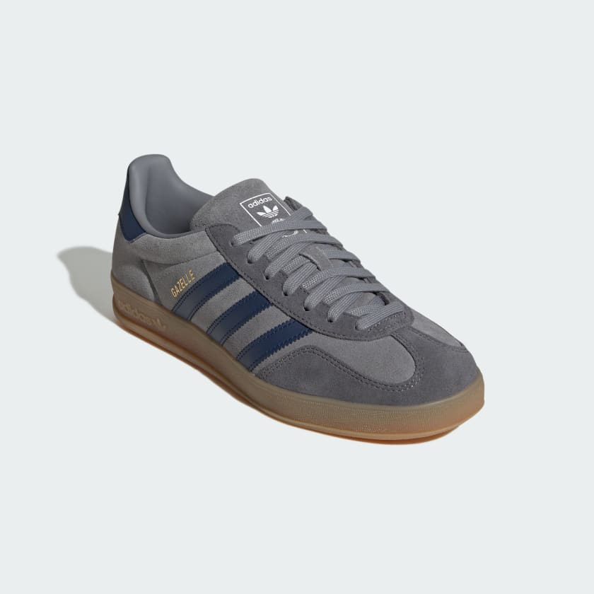 ست کردن استایل خیابانی با کتونی آدیداس مدل Gazelle Indoor JQ8397