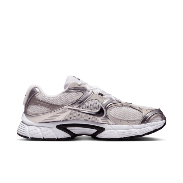 کتونی لایف‌استایل نایکی Nike V5 RNR – کد HJ5228-104 - Image 4