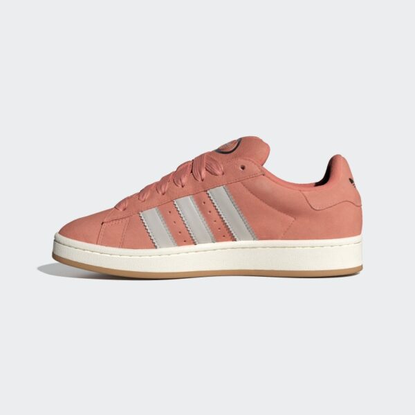 Adidas Campus 00s ID8268 نمای بغل با جیر صورتی و زیره گام