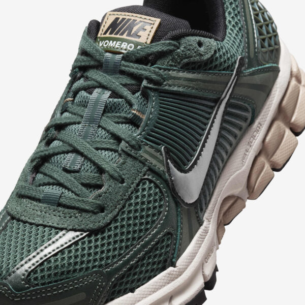 کتونی لایف استایل نایکی Nike Zoom Vomero 5 – کد FN6742-300 - Image 7