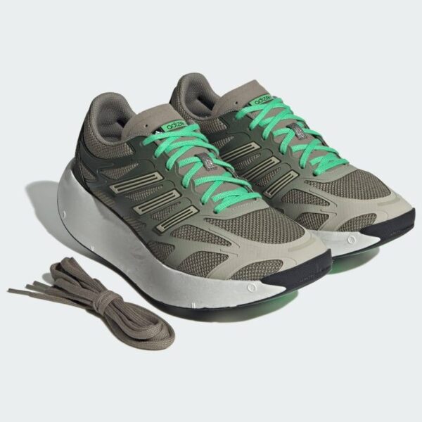 نمای جانبی کفش لایف استایل آدیداس Adizero Aruku