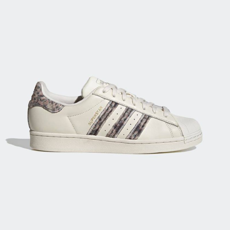 Adidas Superstar