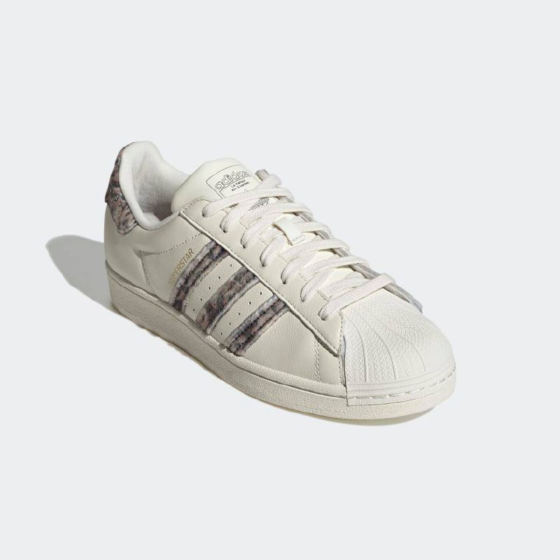 Adidas Superstar