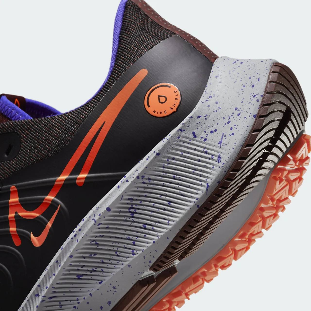 Nike Air Zoom Pegasus 38 Shield