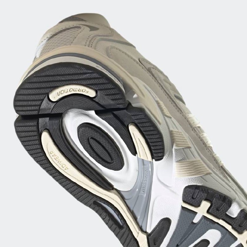 Adidas Response CL