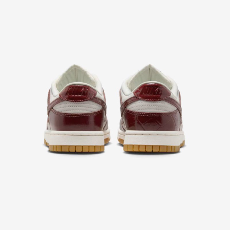 Nike Dunk Low LX