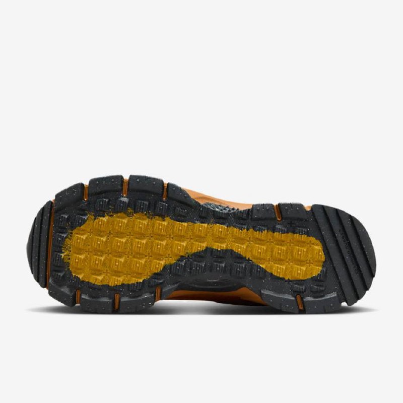 Nike Zoom Vomero 5 Roam