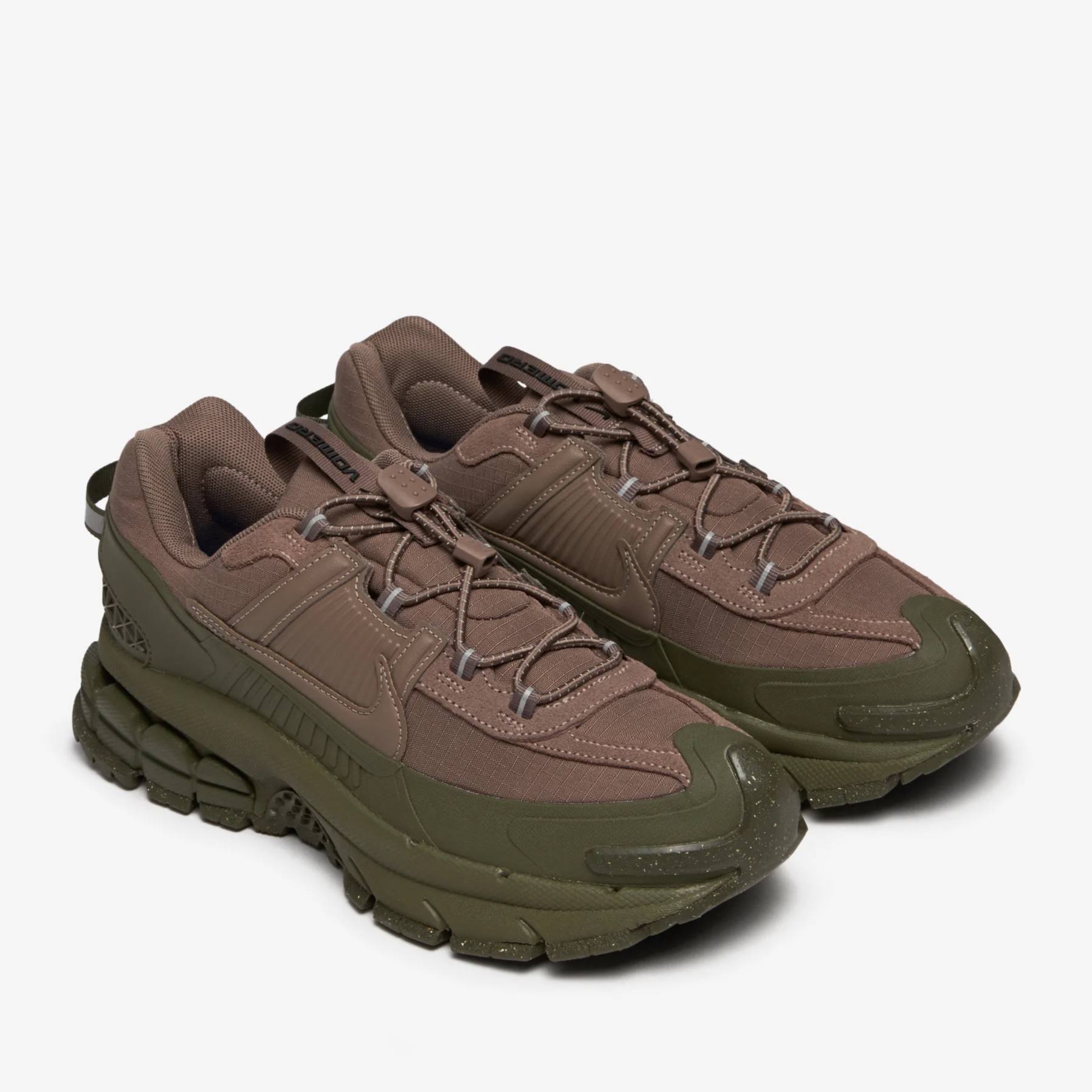 Nike Zoom Vomero 5 Roam