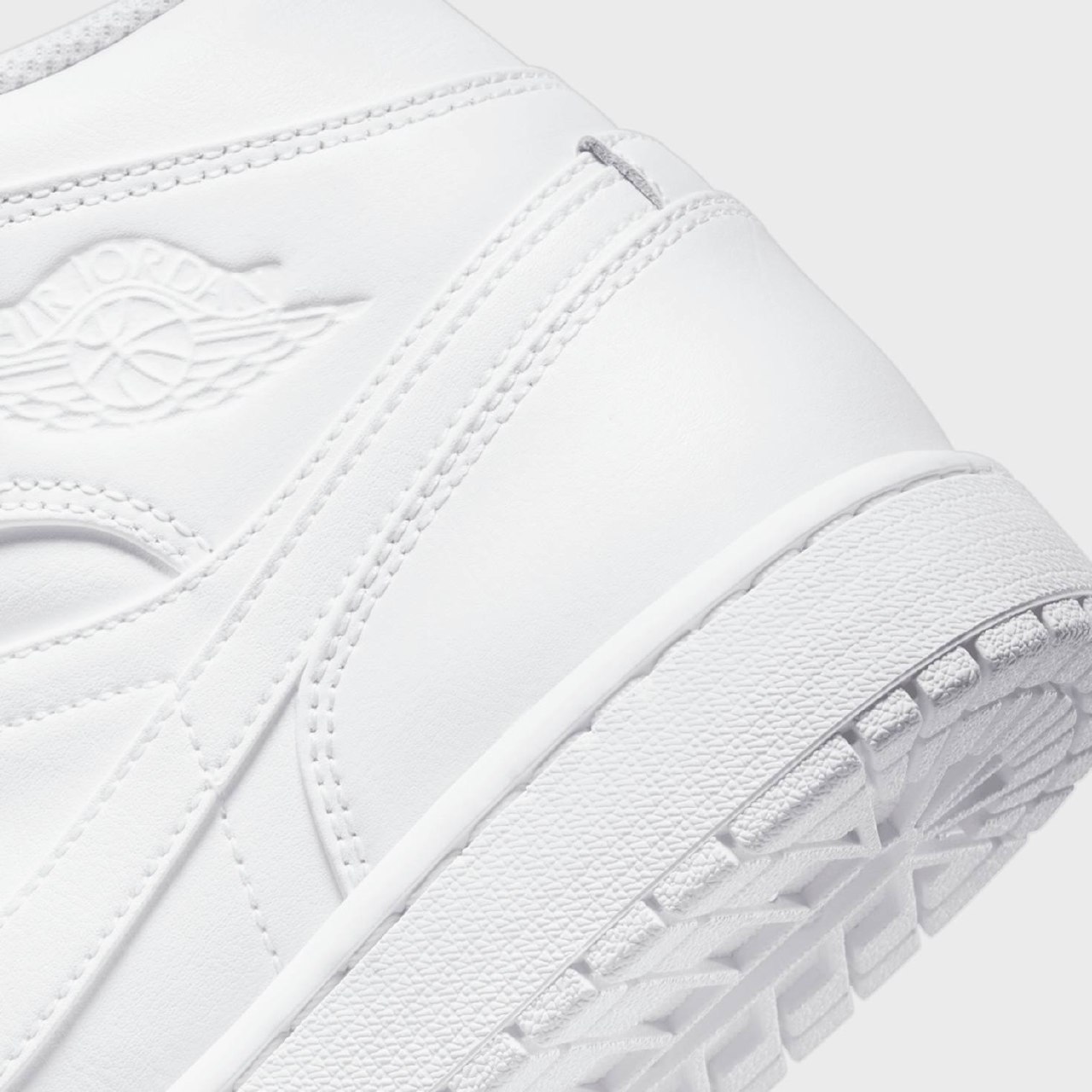 Nike Air Jordan 1 Mid