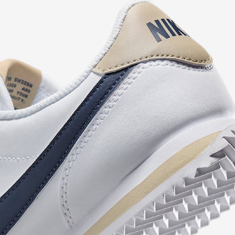 Nike Cortez