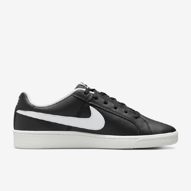 Nike Court Royale