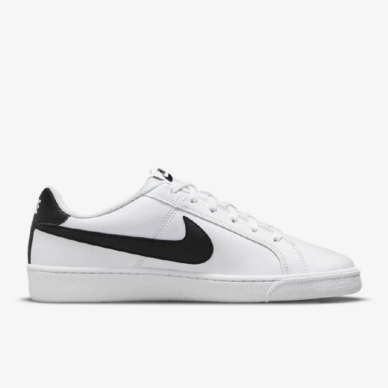 Nike Court Royale