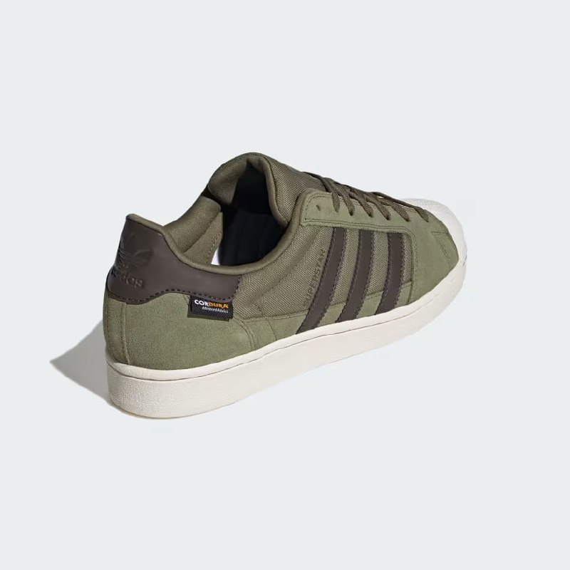 Adidas Superstar