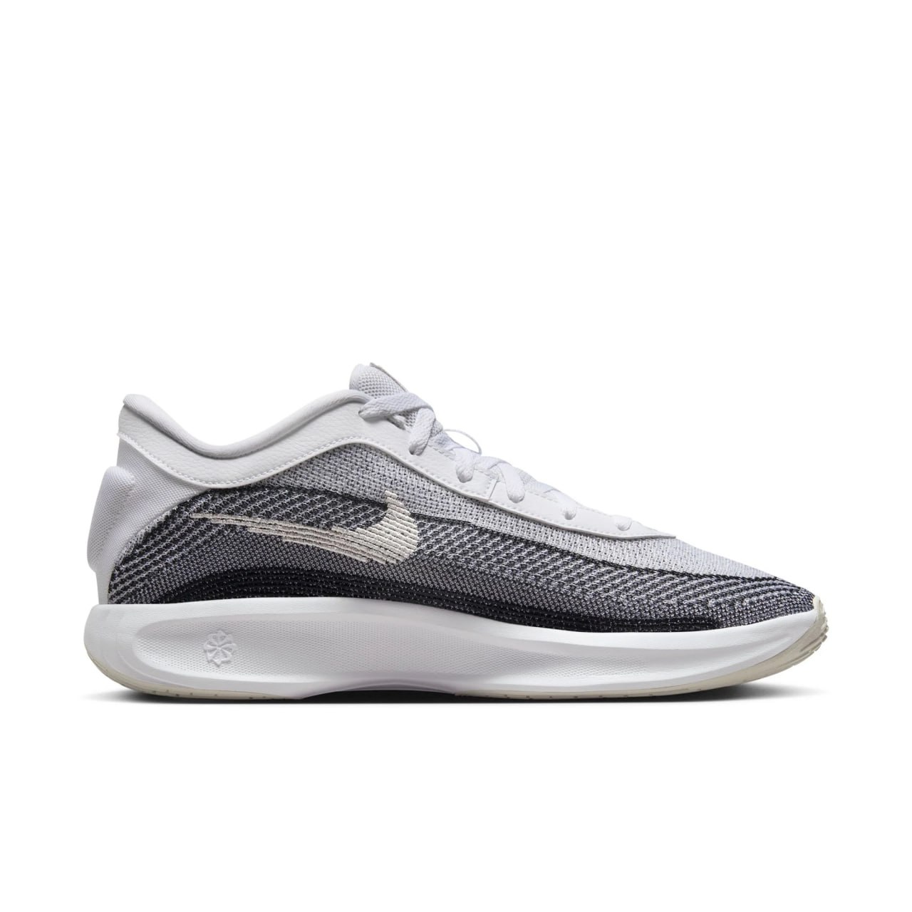 Nike Men G.T. Hustle Academy EP Basketball