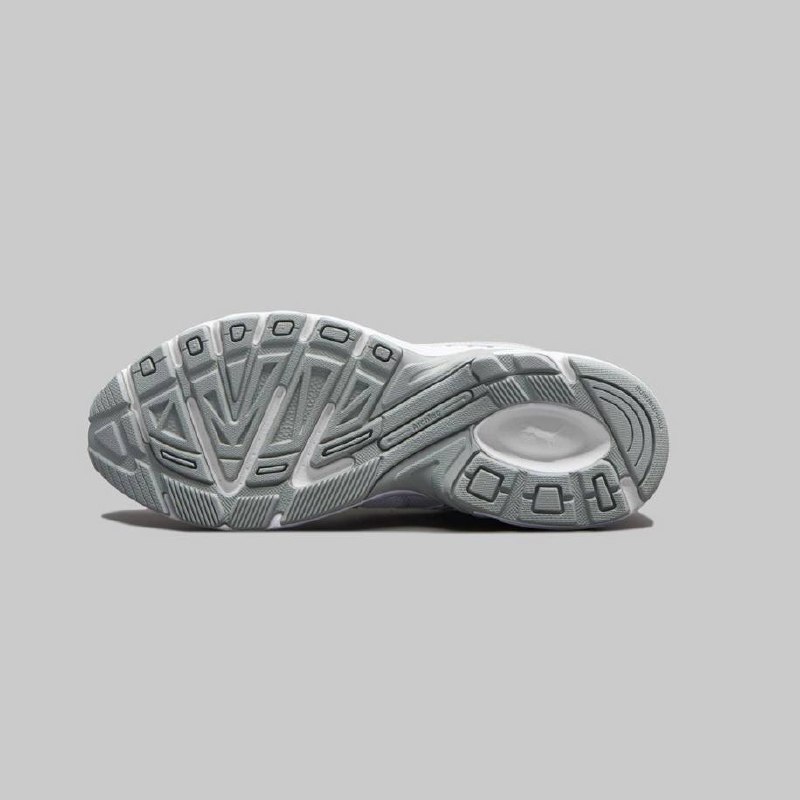 Puma Axis