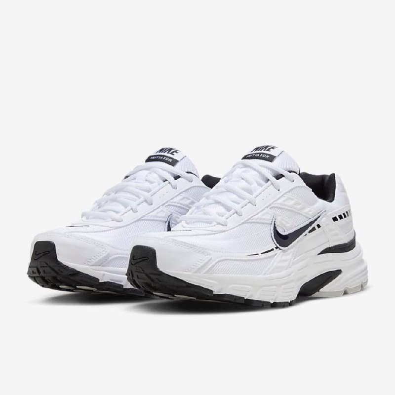 Nike Initiator