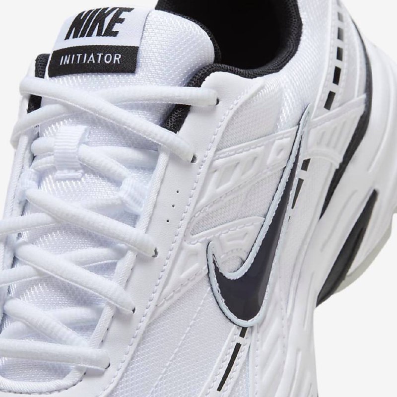 Nike Initiator