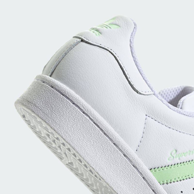 Adidas Superstar